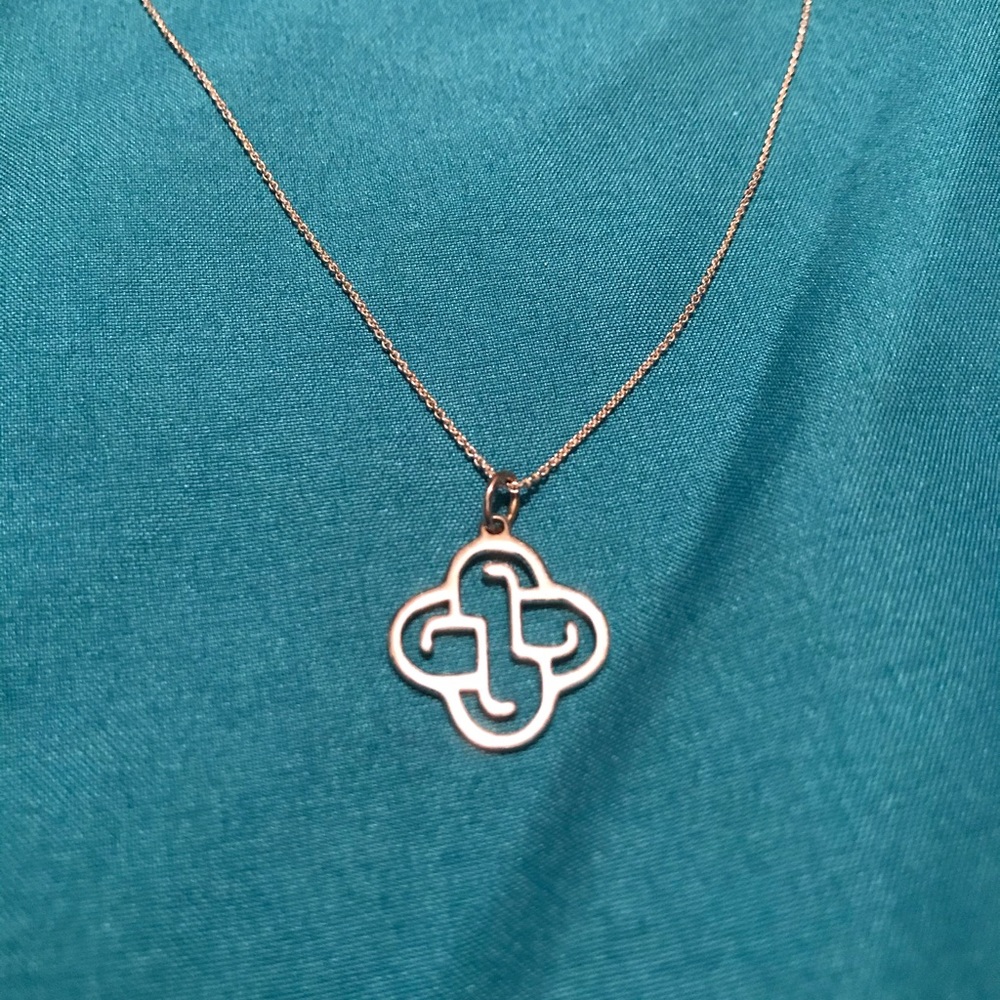 Stella & Dot J initial necklace